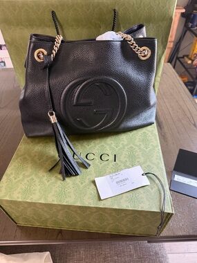 Gucci Black Soho Pebbled Leather Shoulder bag